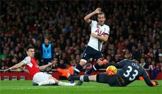 勇士在比赛 勇士在比赛